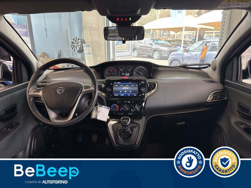 Lancia Ypsilon 1.0 HYBRID GOLD S&S 70CV