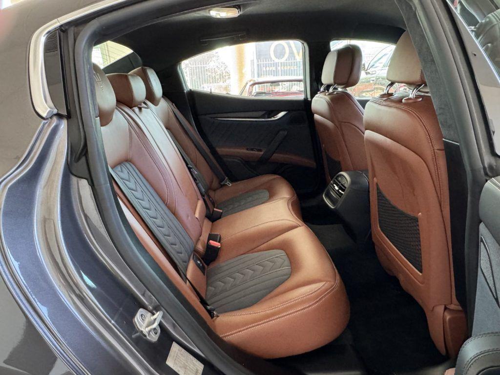 MASERATI Ghibli V6 350cv Granlusso Service Maserati