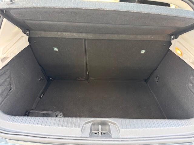 Renault Clio TCe 100 CV GPL 5 porte Intens 2021