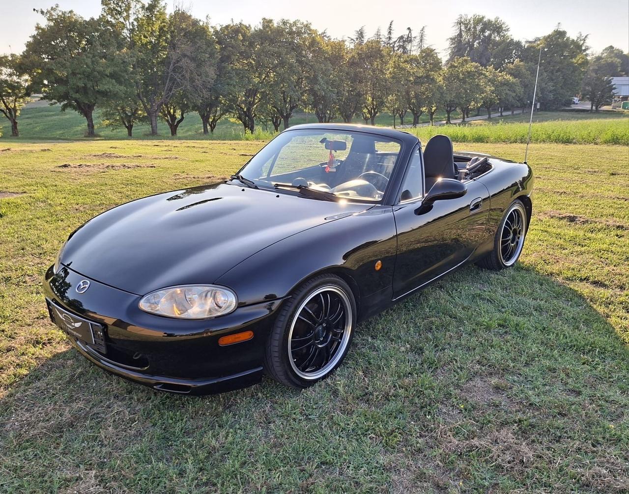 Mazda MX-5 1.6i 16V cat Naked book completo