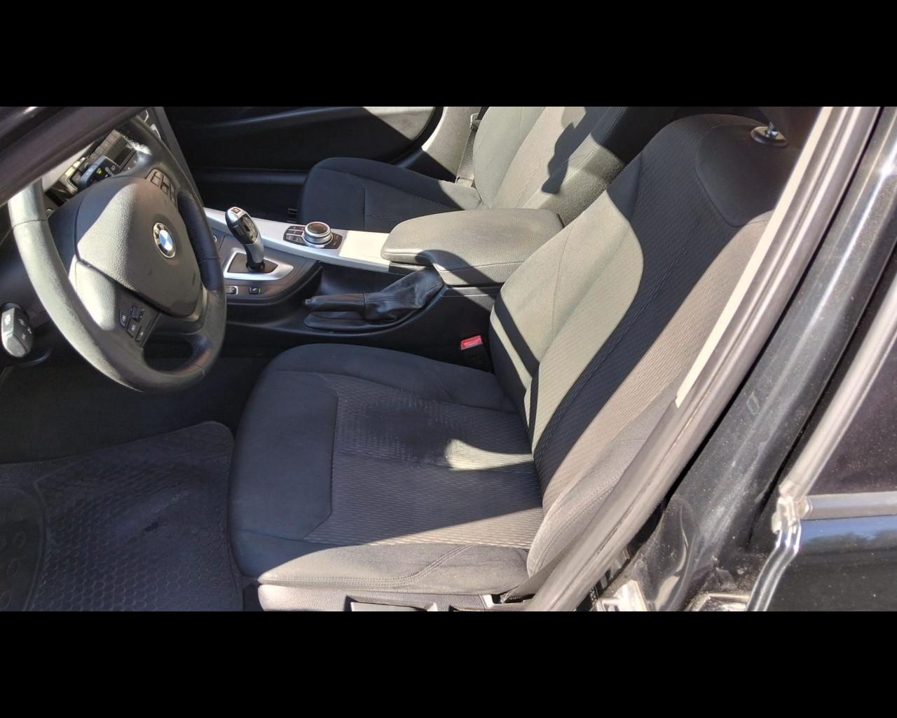 BMW Serie 3 (F30/31) - 318d Touring Business Advantage aut.