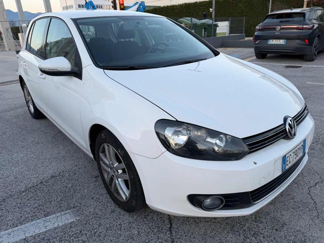 VOLKSWAGEN Golf 1.6 TDI 5p Highline senza nessun lavoro da fare