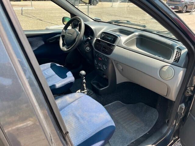 Fiat Punto 1.2i cat 5 porte EL