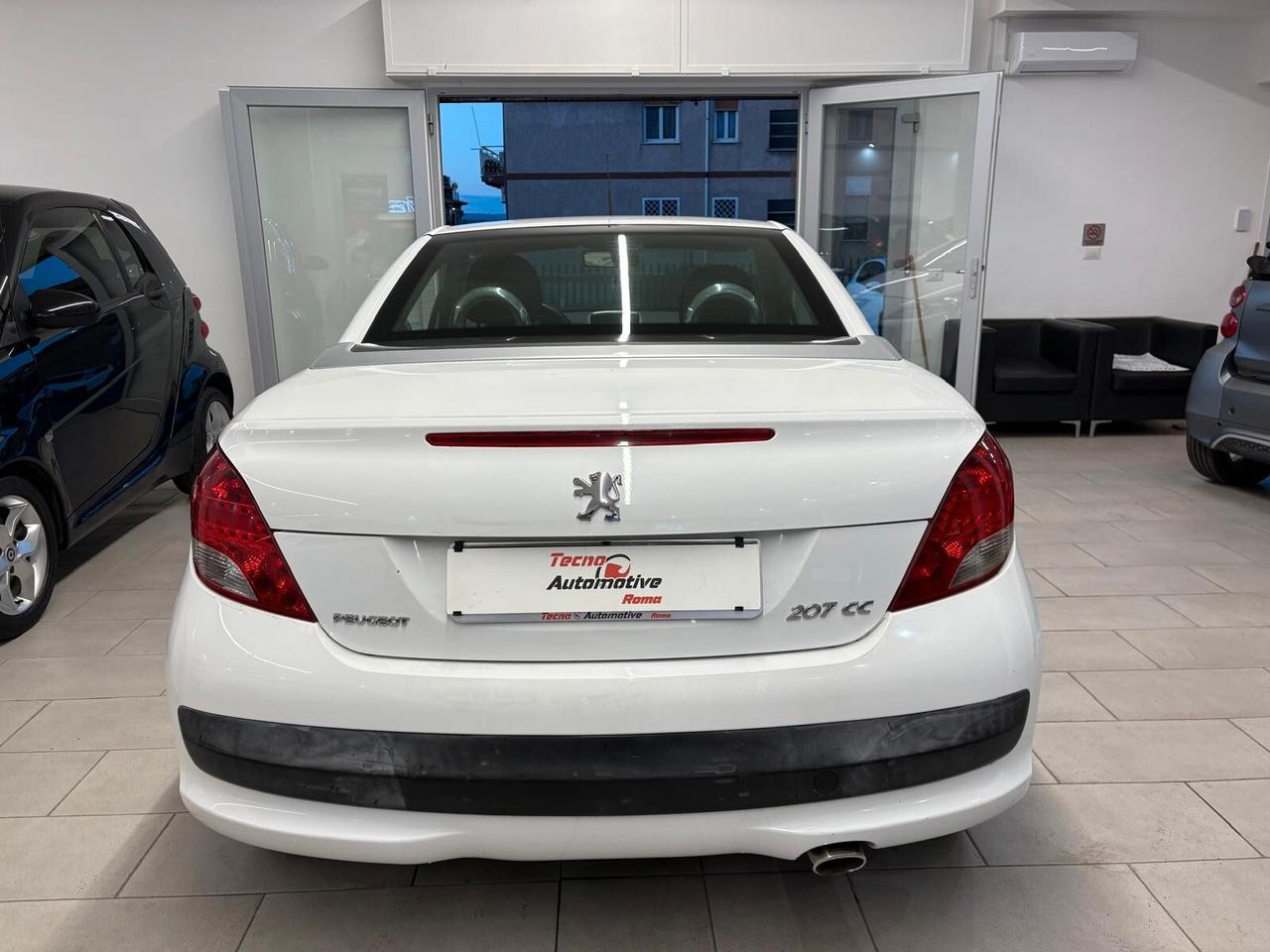 Peugeot 207 1.6 8V HDi 112CV CC Féline