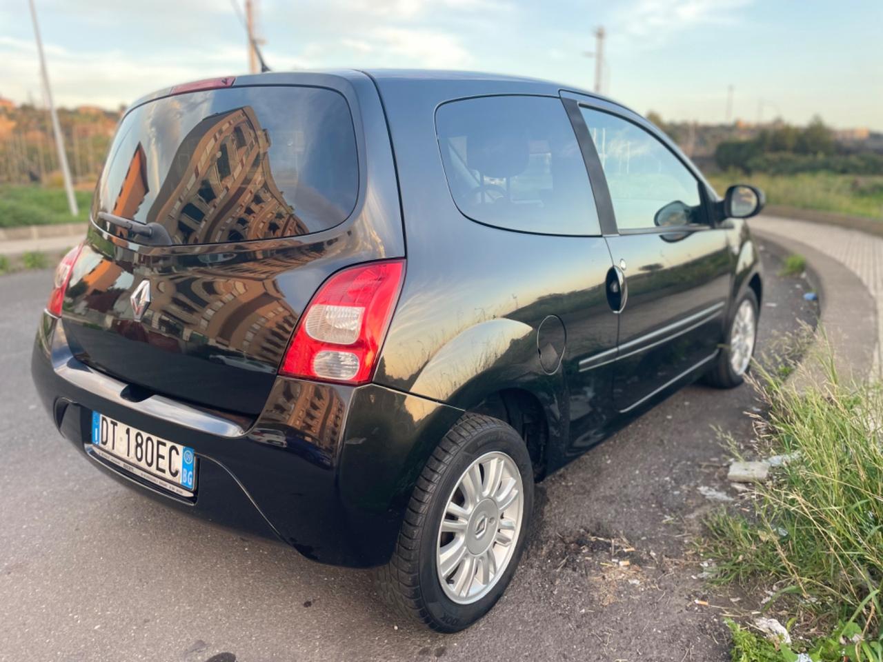 Renault Twingo 1.2 16V GPL Le Iene