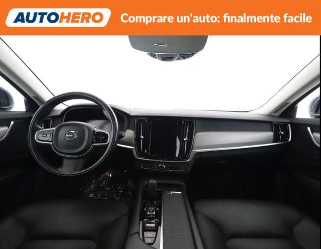 VOLVO V90 B4 (d) Geartronic Momentum Business Pro