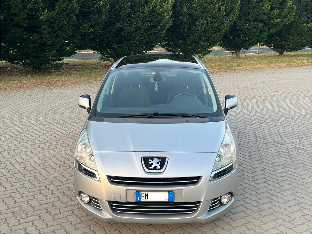 Peugeot 5008 1.6 HDi 112CV Active