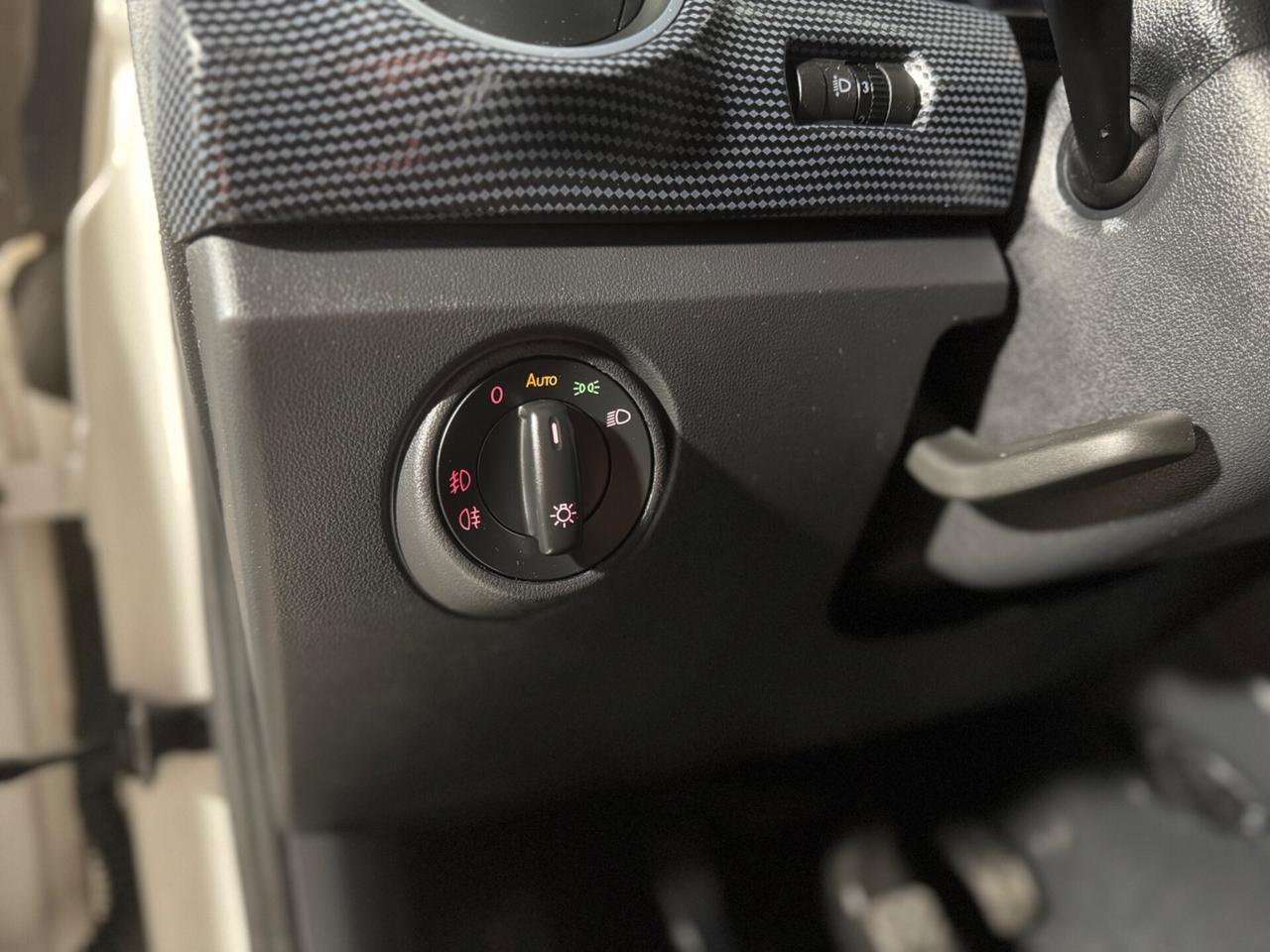 Volkswagen up! 1.0 5 PORTE NEOPATENTATI