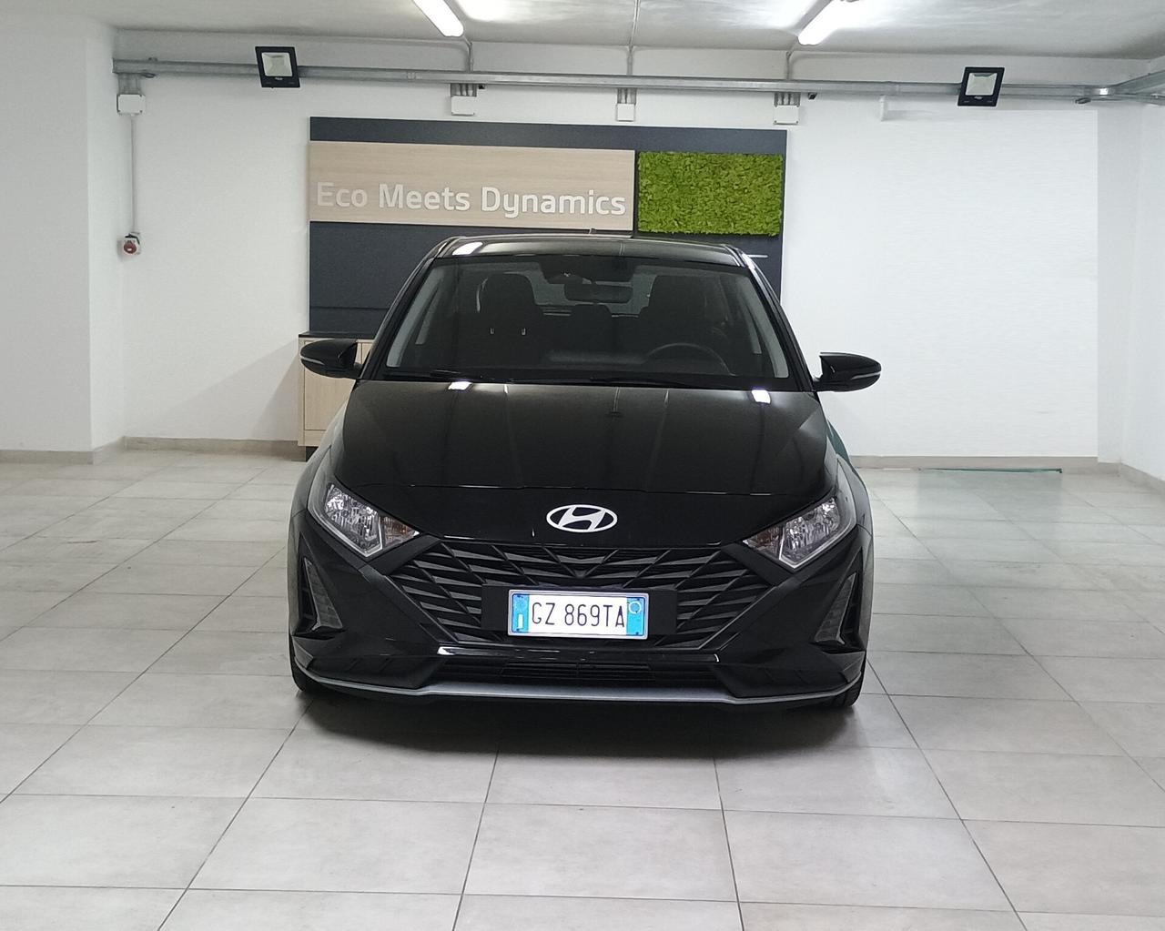 Hyundai i20 1.2 MPI MT Connectline