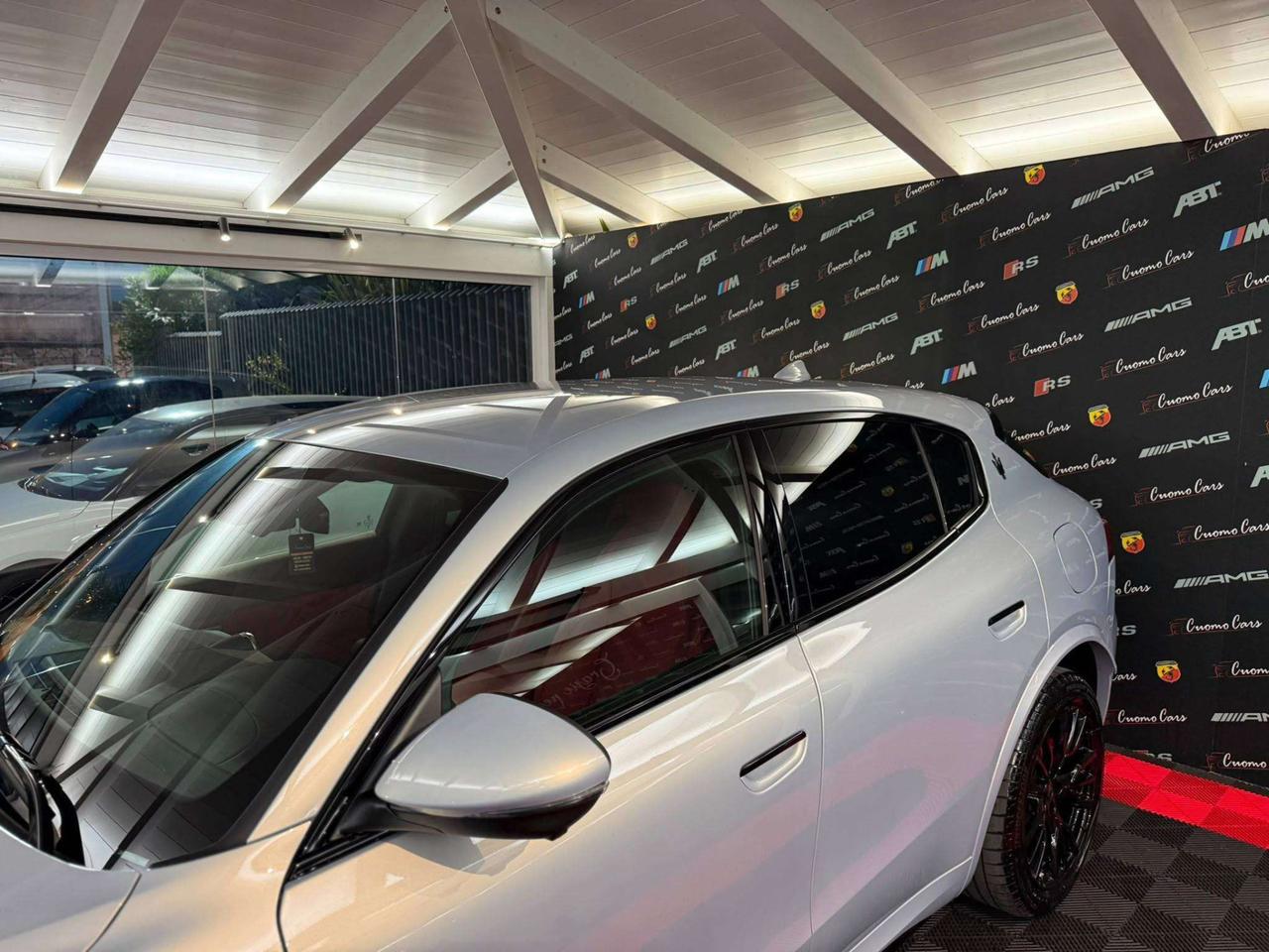 Maserati Grecale 2.0 mhev Modena 330cv auto