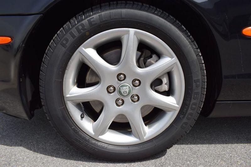 Jaguar S-Type 2.7 diesel V6 Executive