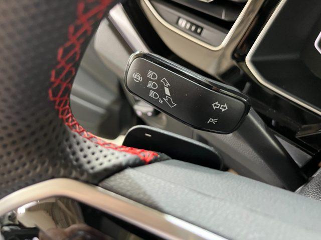 VOLKSWAGEN Polo 2.0 TSI DSG GTI ACC/CAR PLAY/FULL LED/"18 BLACK
