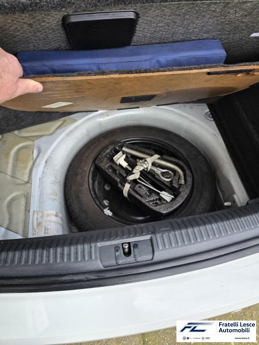 VOLKSWAGEN - Polo 1.4 tdi Comfortline 75cv 5p (Esposizione Piano Lago)