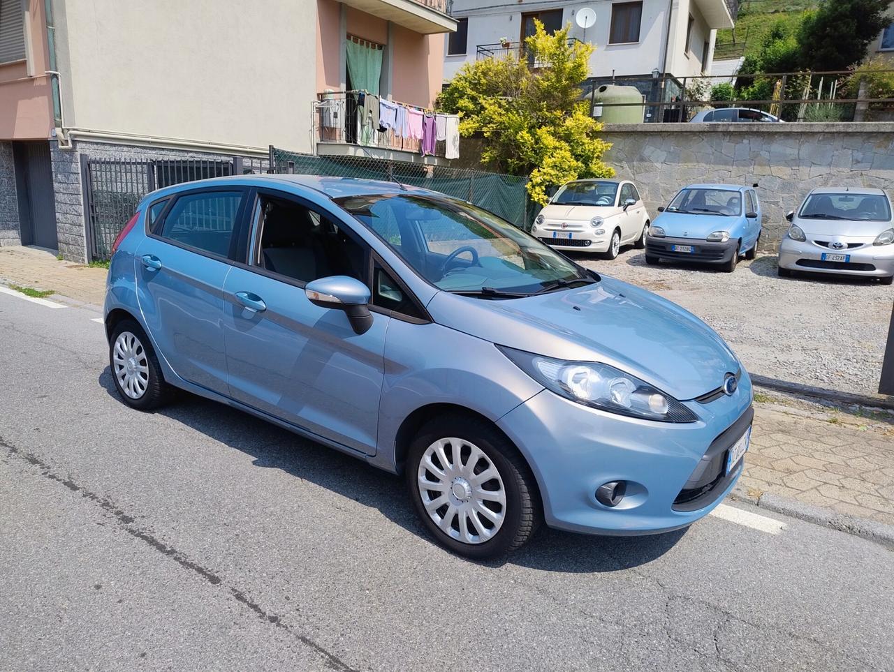 Ford Fiesta 1.2 82 CV 5 porte Titanium NEOPATENTATI