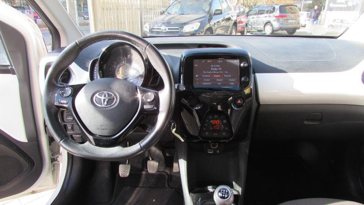 TOYOTA - Aygo - 1.0 VVT-i 69 CV 5 porte x-cool