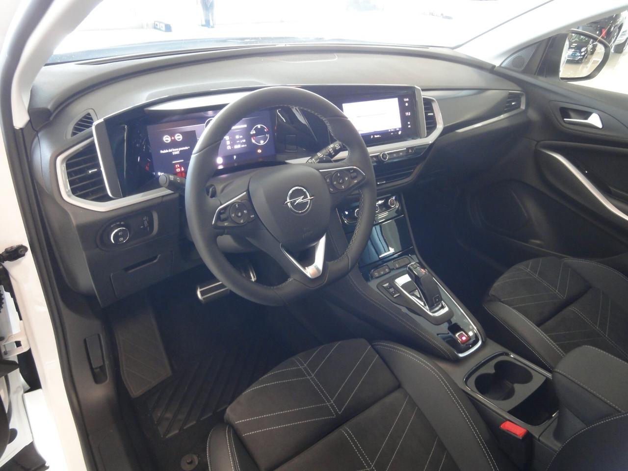OPEL GRANDLAND ULTIMATE 1.5d 130cv/96kw AT8 Cambio Automatic - Fari Led Matrix - NAVY