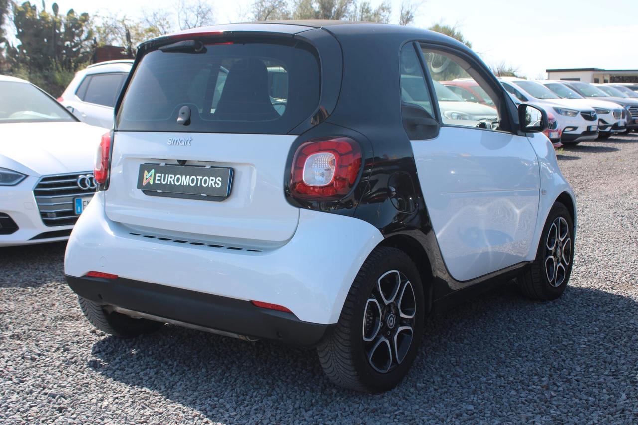 Smart ForTwo Tua A SOLI 98€