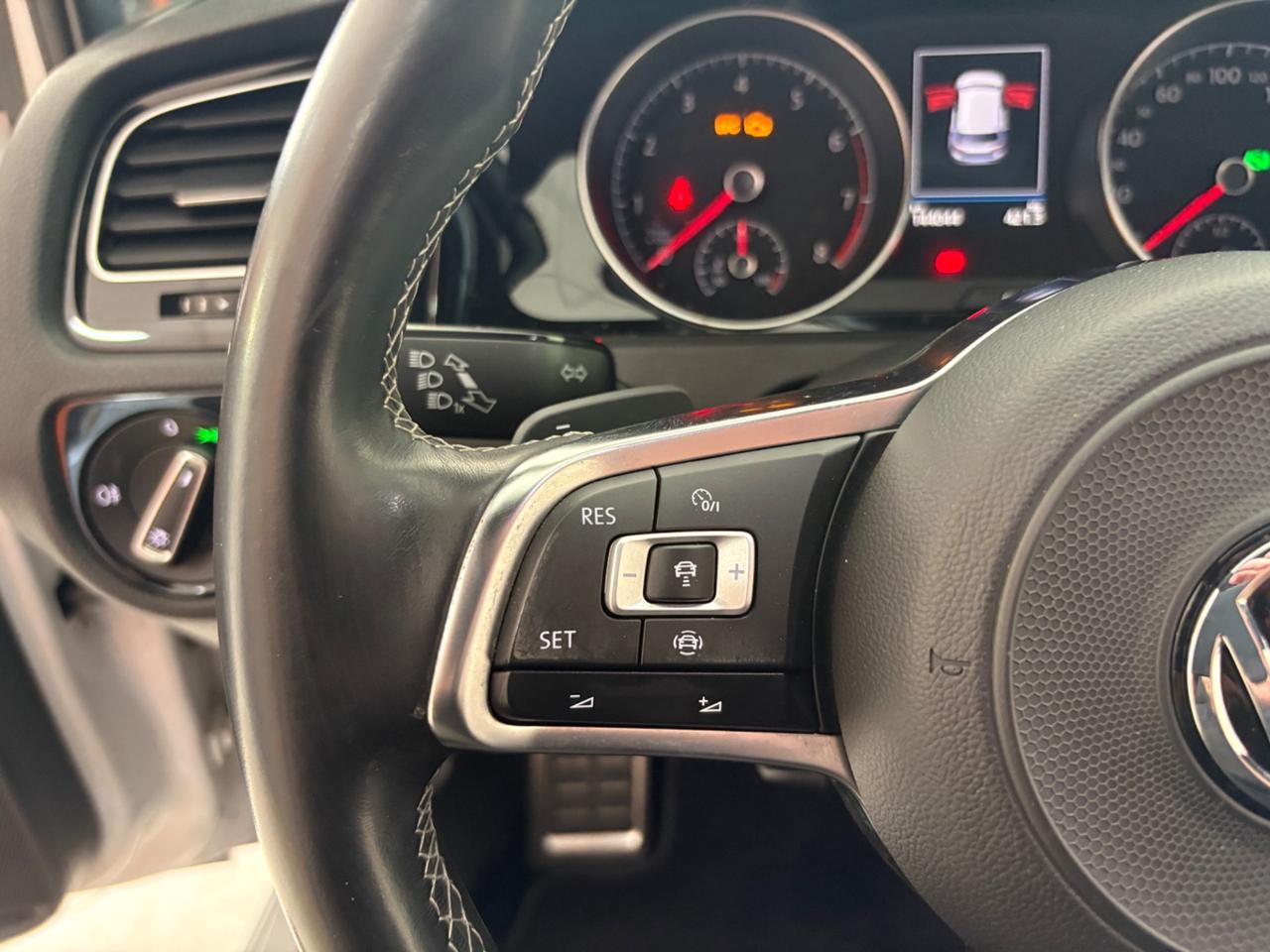 Volkswagen Golf 1.5 TSI ACT DSG R LINE PERMUTE FINANZIAMENTI