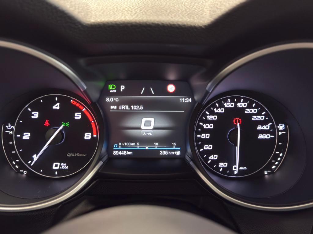 Alfa Romeo Stelvio 2.2 t Sprint Q4 190cv auto