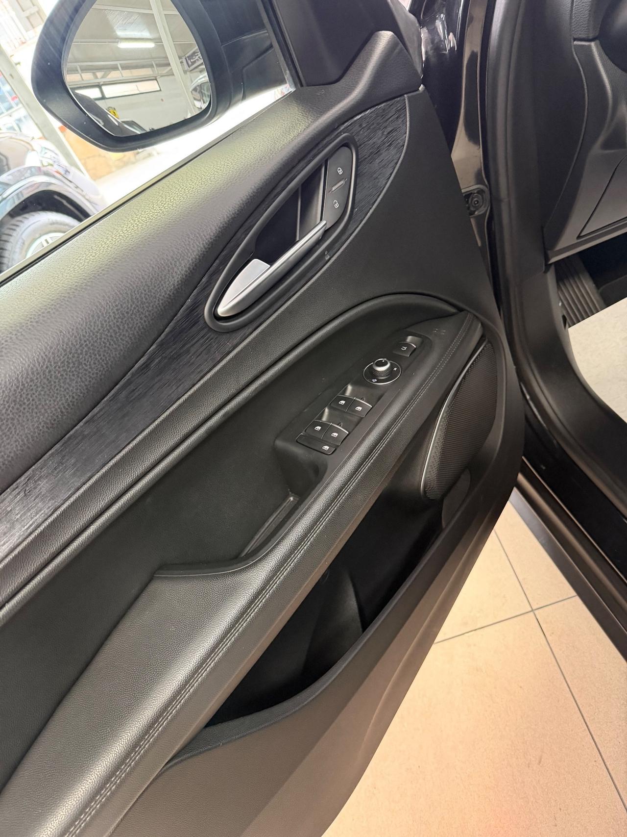 Alfa Romeo Stelvio 2.2 Turbodiesel 160 CV AT8 RWD 2021