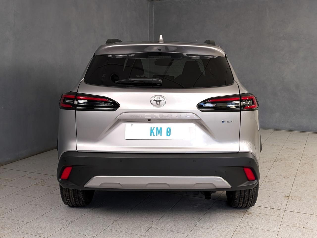 Toyota 1.8 Hybrid 140cv e-cvt Icon Style