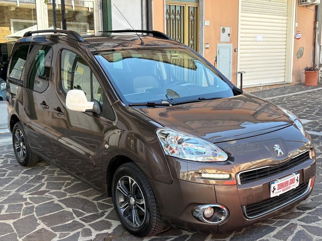 Peugeot Partner 1.6 e-HDi 92 CV AUTOCARRO N1