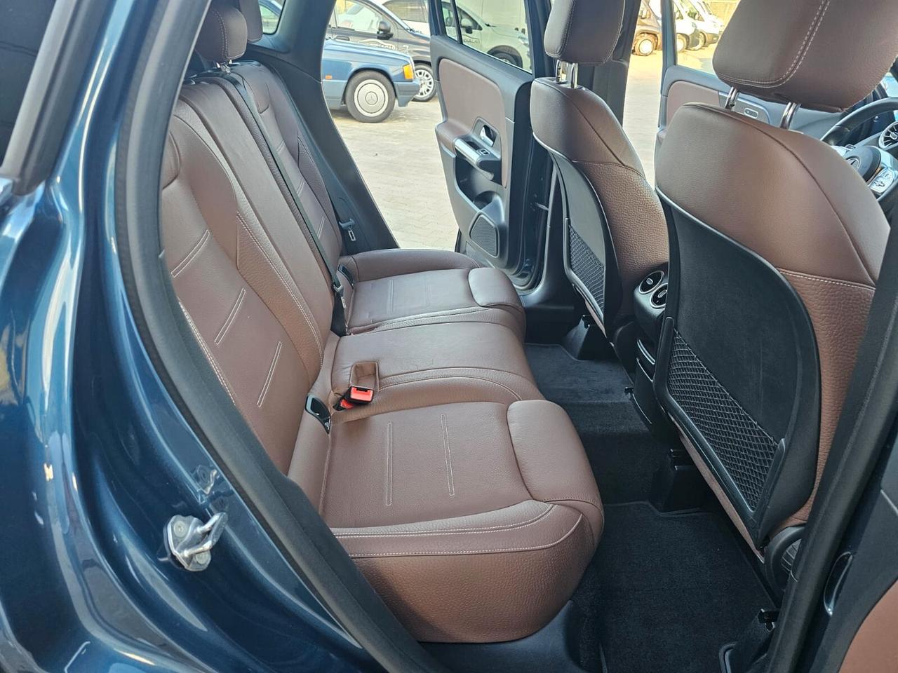 MERCEDES GLA 200D PREMIUM 11/2022