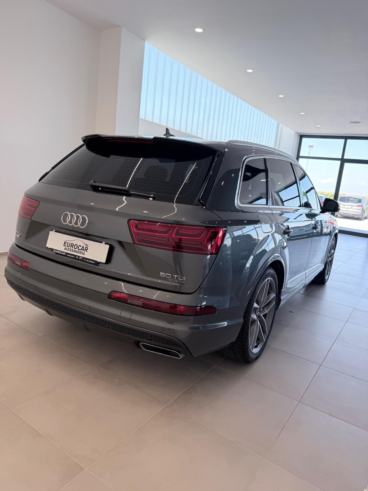 Audi Q7 50 TDI quattro tiptronic Business Plus