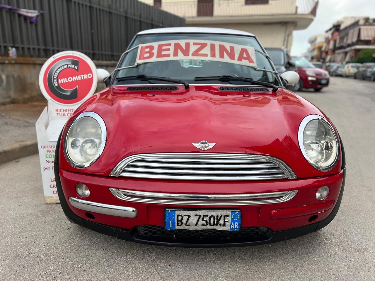 Mini Cooper 1.6 benzina Anno 2002