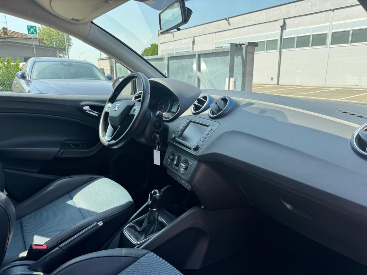 Seat Ibiza 1.4 TDI 90 CV CR 5p. Connect Grey