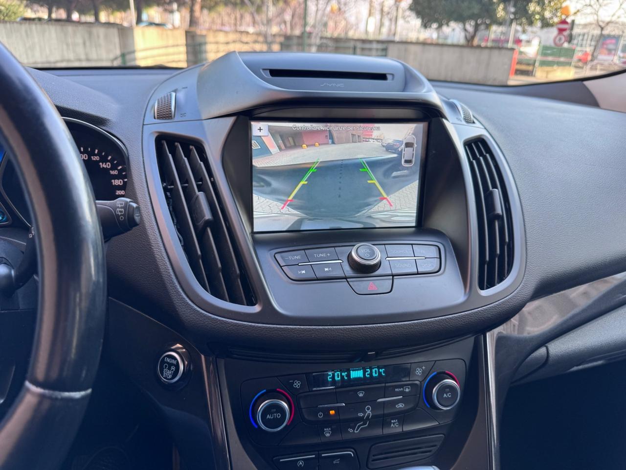 Ford Kuga 1.5 TDCI 120 CV S&S 2WD ST-Line