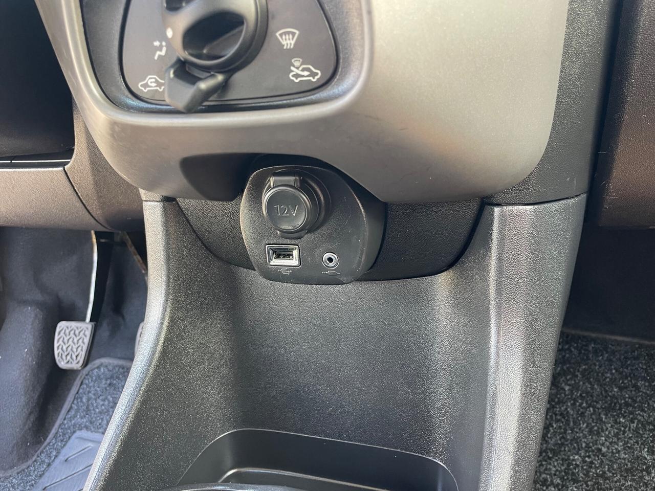 PEUGEOT 108 1.0 BENZINA 72 (CV) 2021