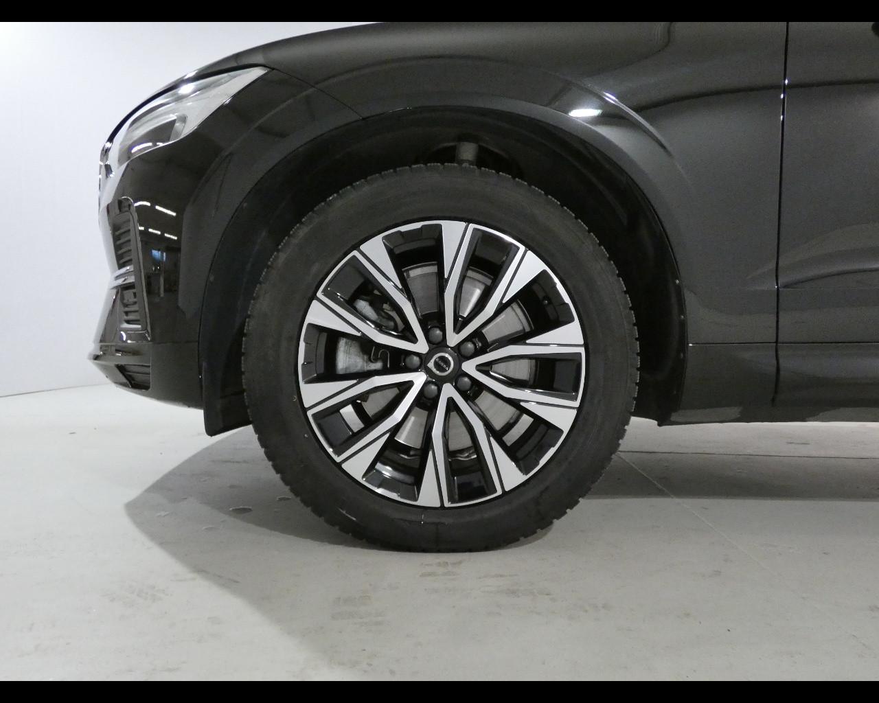 VOLVO XC60 (2017-->) - XC60 B4 (d) automatico Plus Bright