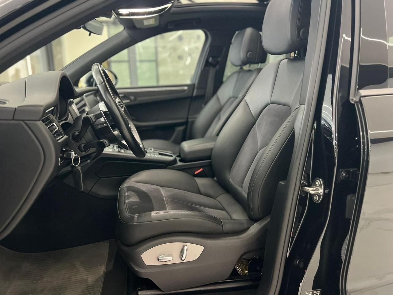 Porsche Macan 2.0 Full tetto sport chrono PERMUTE