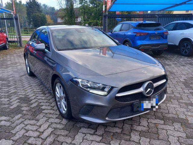 MERCEDES-BENZ A 200 Automatic Sport