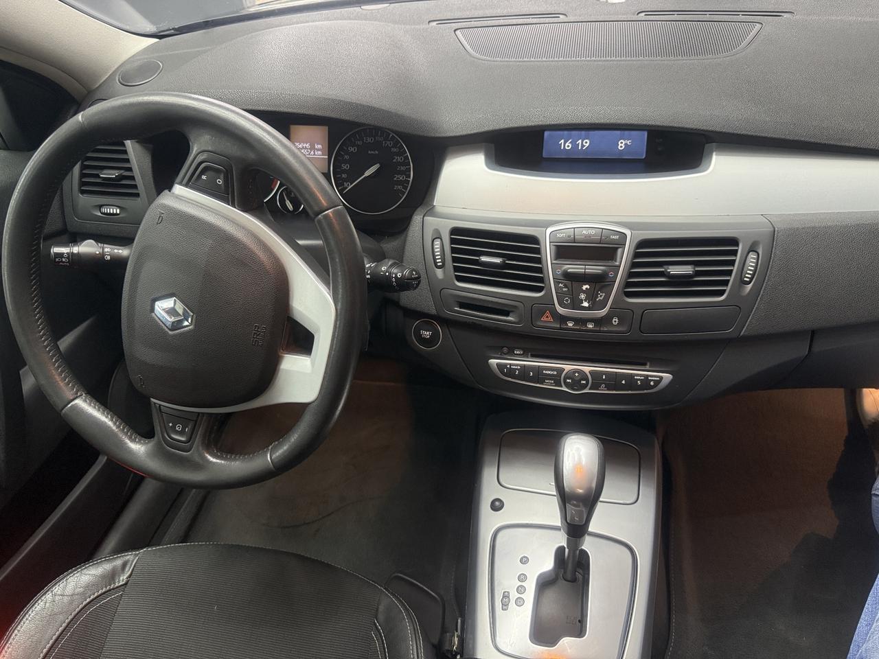 Renault Laguna 2.0 dCi 150CV SporTour Initiale