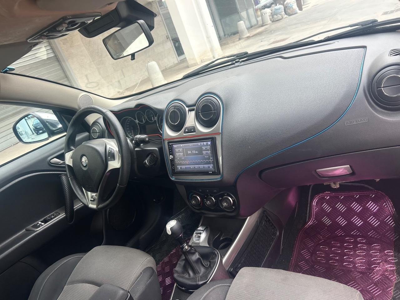 Alfa Romeo MiTo 1.3 JTDm-2 95 CV S&S Distinctive Sport Pack