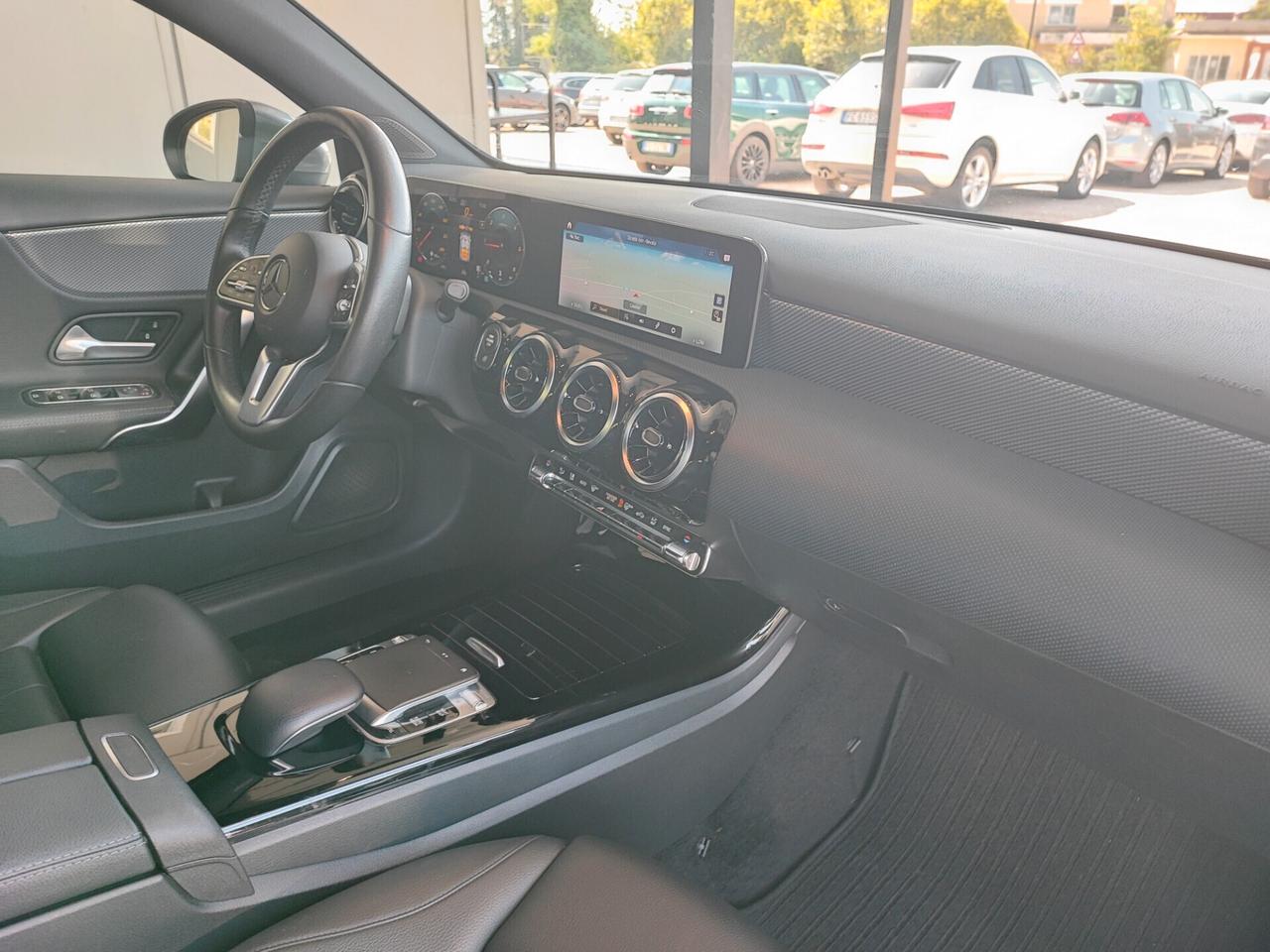 Mercedes-benz A 180 d Automatic Premium