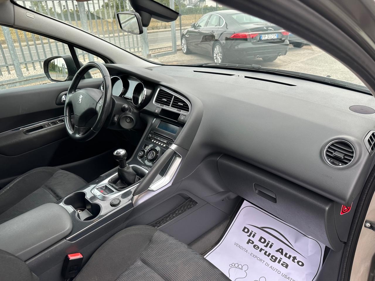 Peugeot 3008 1.6 VTi 120CV Premium