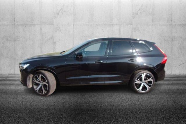 VOLVO XC60 B5 (d) AWD automatico Ultimate Dark