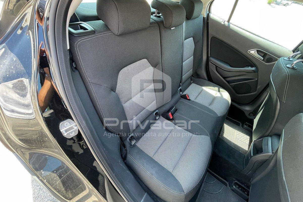 MERCEDES GLA 180 Business