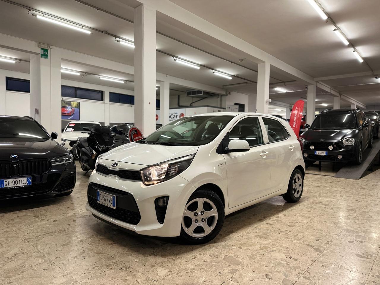 Kia Picanto 1.0 12V 5 porte Glam 09/2017 Neopatentati