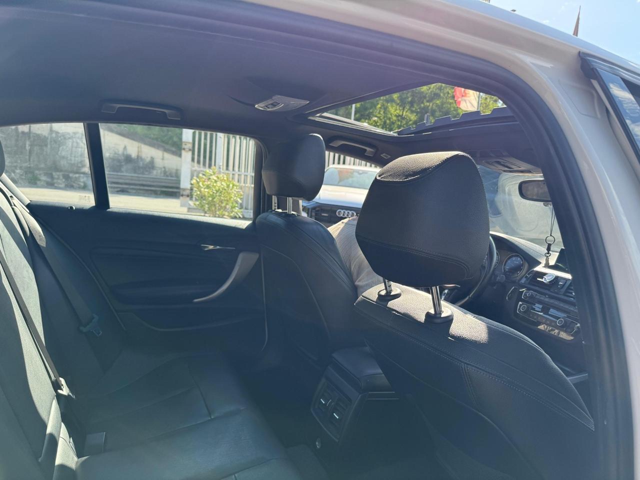 Bmw 116 116d 5p. M SPORT
