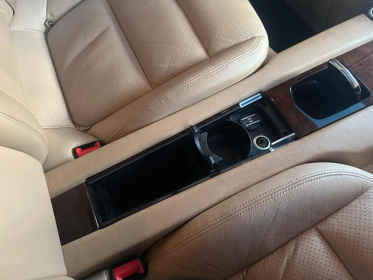 Porsche Panamera 3.6 PLATINUM 4