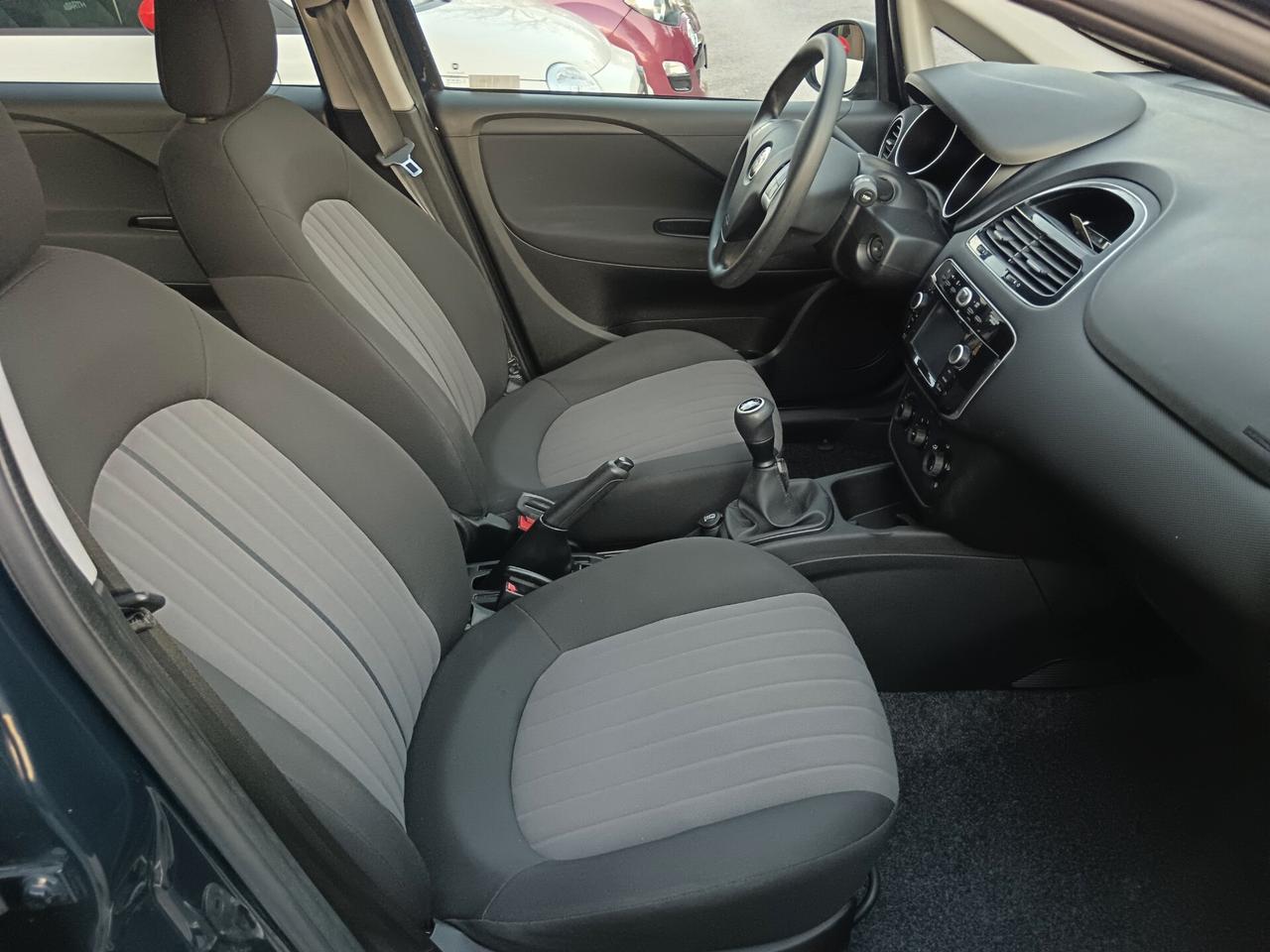Fiat Punto 1.3 MJT 95CV 5P LOUNGE NAVI