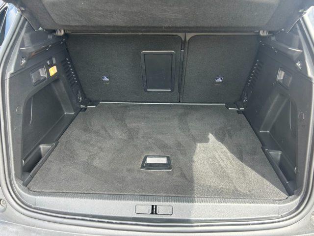 PEUGEOT 3008 BlueHDi 130 S&S EAT8 Allure