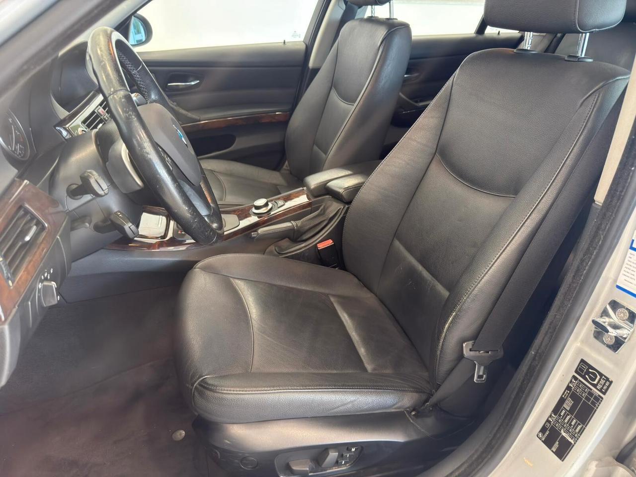 BMW 330ix 272cv Futura Touring 3.0 benzina