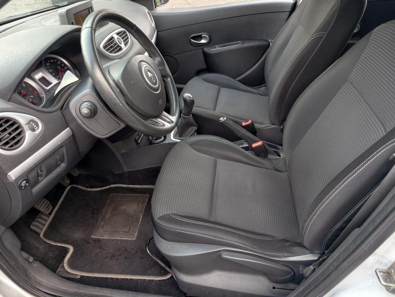 Renault Clio 1.2 16V 5 porte GPL Dynamique