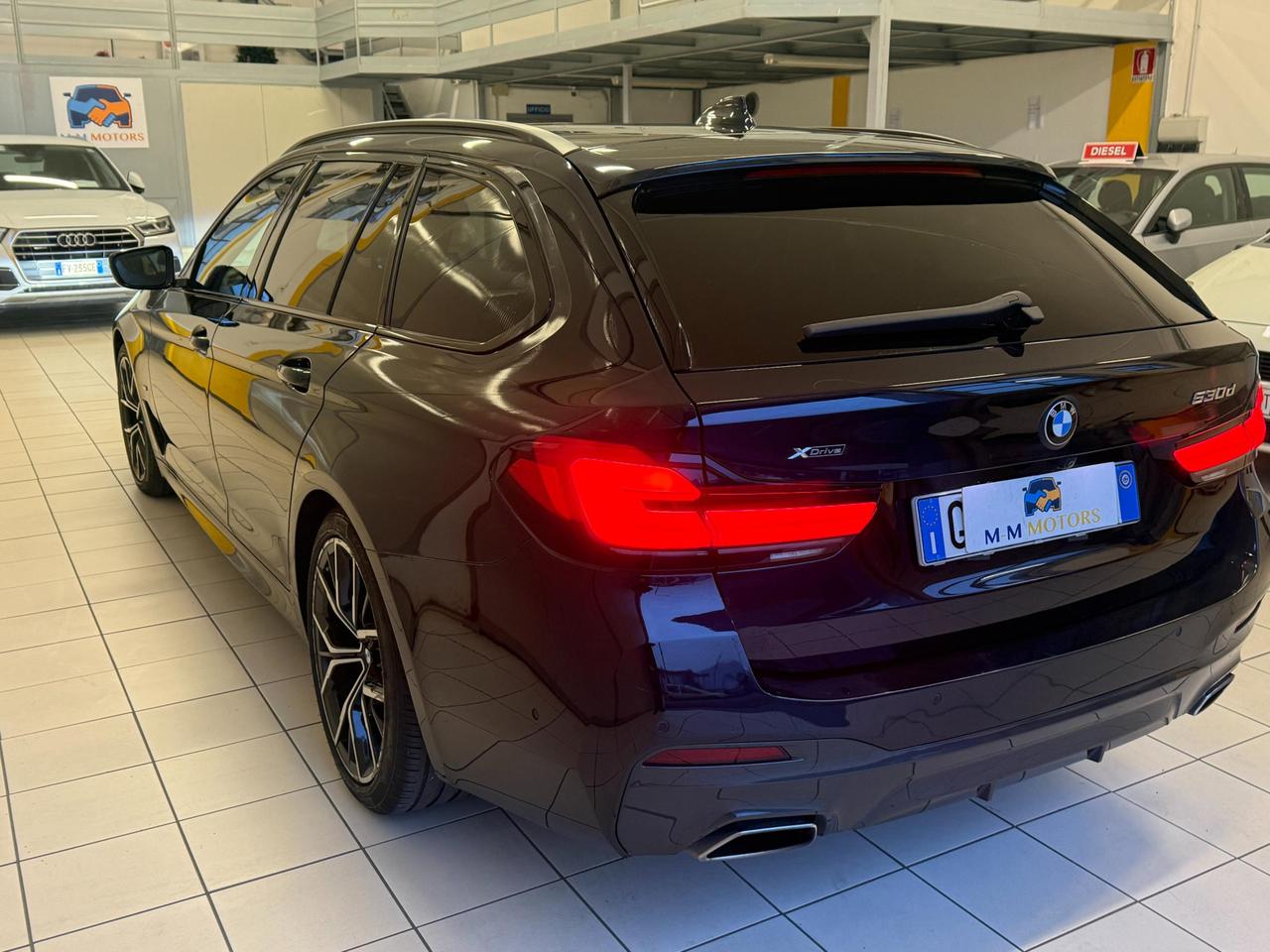 BMW Serie 5 Touring 530d Touring mhev 48V xdrive Luxury auto