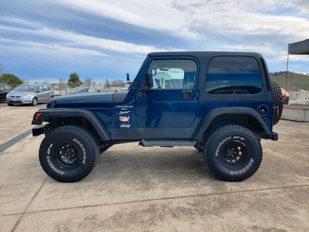 Jeep Wrangler 4.0 cat Sport -GPL